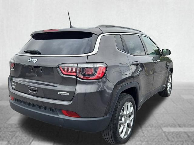 2022 Jeep Compass Latitude Lux 4x4