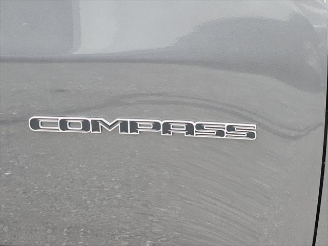 2022 Jeep Compass Latitude Lux 4x4