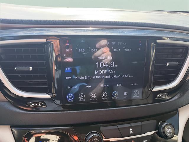 2017 Chrysler Pacifica Touring