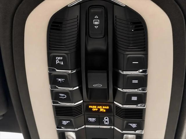 2018 Porsche Cayenne E-Hybrid S Platinum Edition