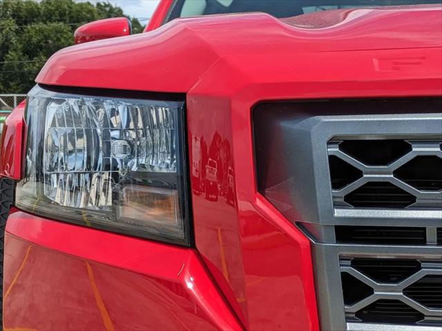 2023 Nissan Frontier Crew Cab SV 4x2