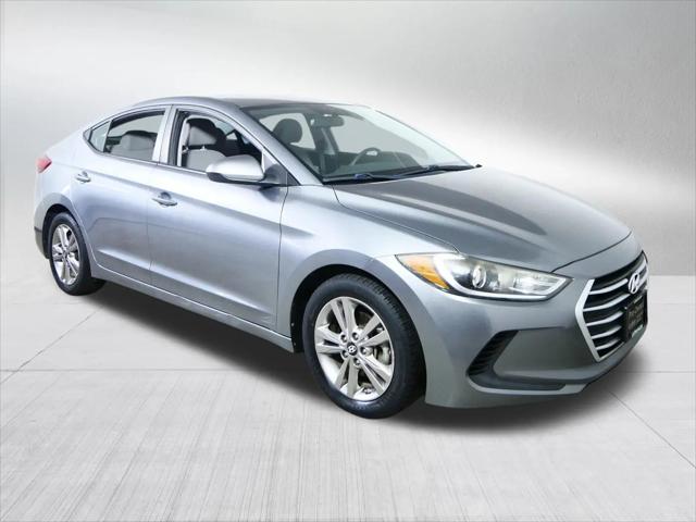 2018 Hyundai Elantra SEL for sale in Brooklyn Center, MN