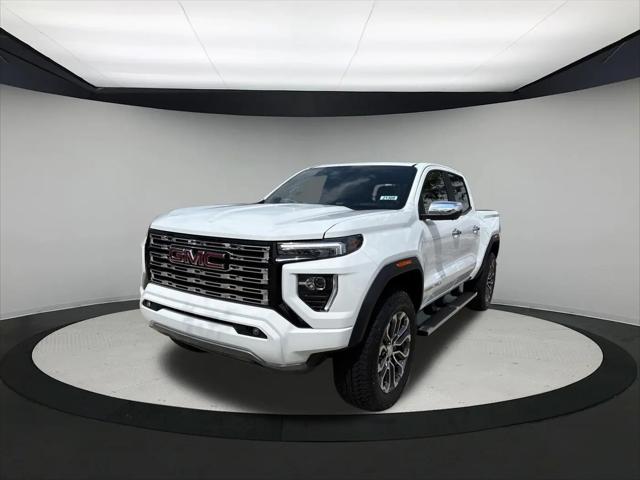 2026 GMC Canyon Denali, 4WD for sale in Sycamore, IL