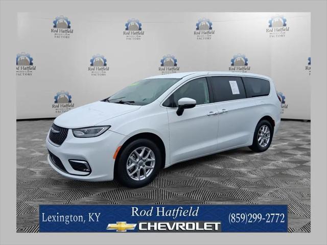 2023 Chrysler Pacifica Touring L for sale in Lexington, KY