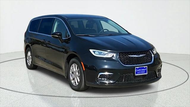 2024 Chrysler Pacifica Touring L for sale in Dallas, TX