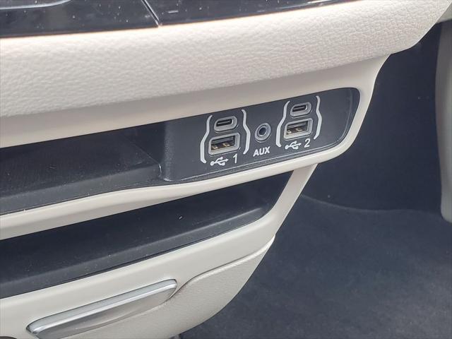 2023 Chrysler Pacifica Touring L AWD
