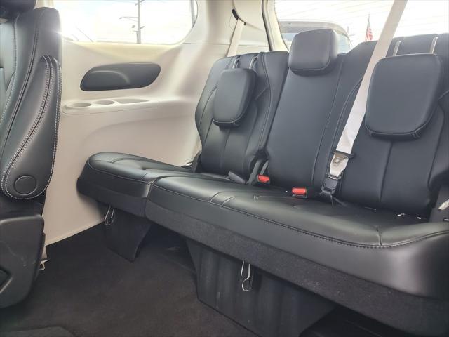 2023 Chrysler Pacifica Touring L AWD