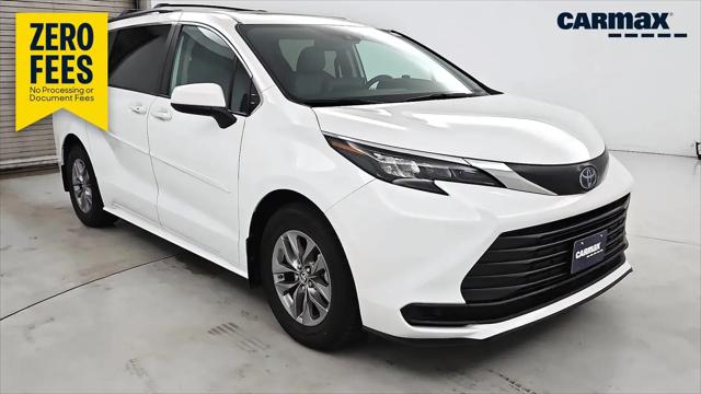 2024 Toyota Sienna LE for sale in Tinley Park, IL