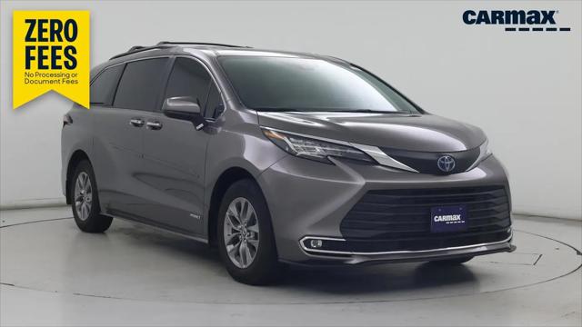 2021 Toyota Sienna XLE for sale in Garland, TX