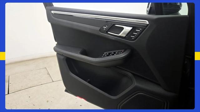 2018 Porsche Macan Macan
