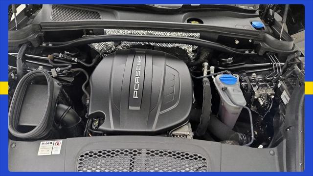 2018 Porsche Macan Macan