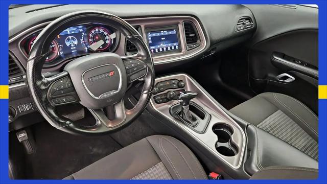 2021 Dodge Challenger SXT