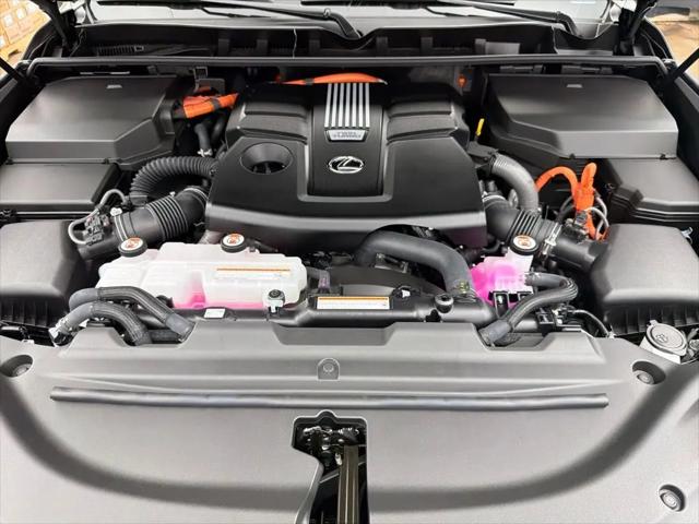 2026 Lexus LX F SPORT Handling