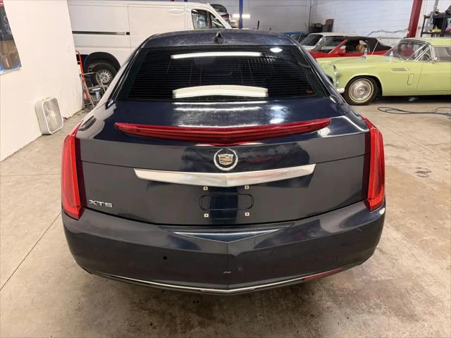 2015 Cadillac XTS Standard