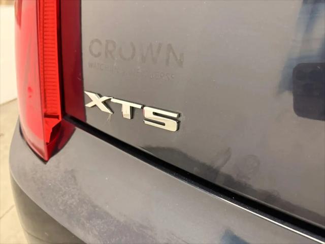 2015 Cadillac XTS Standard