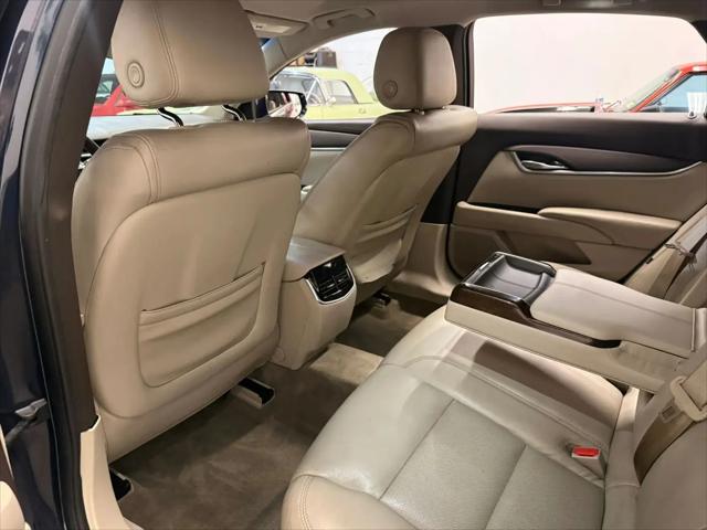 2015 Cadillac XTS Standard