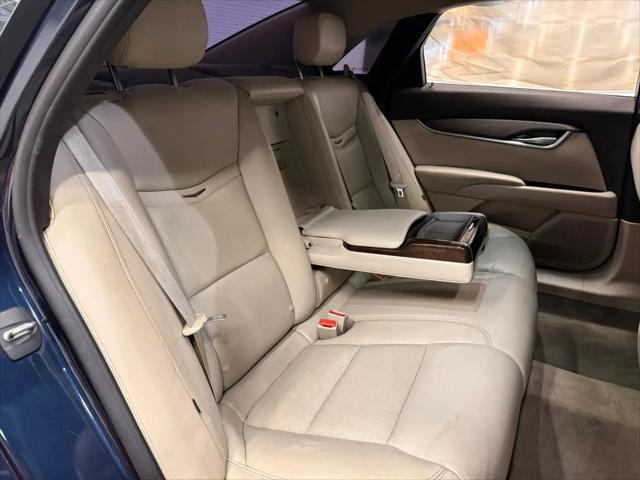 2015 Cadillac XTS Standard