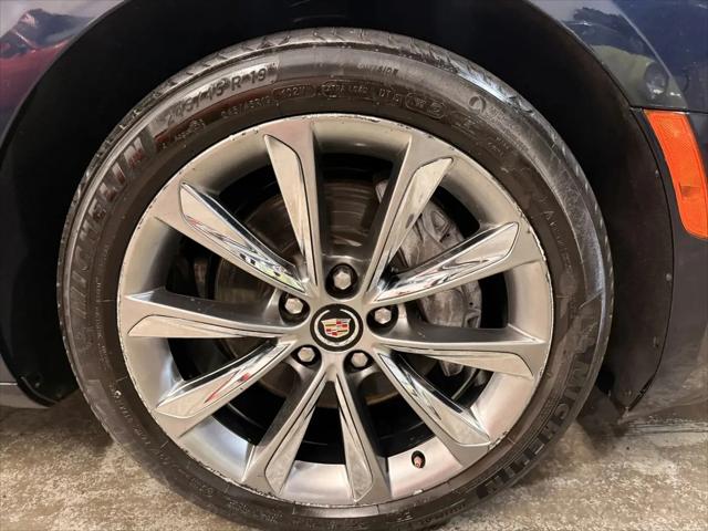 2015 Cadillac XTS Standard
