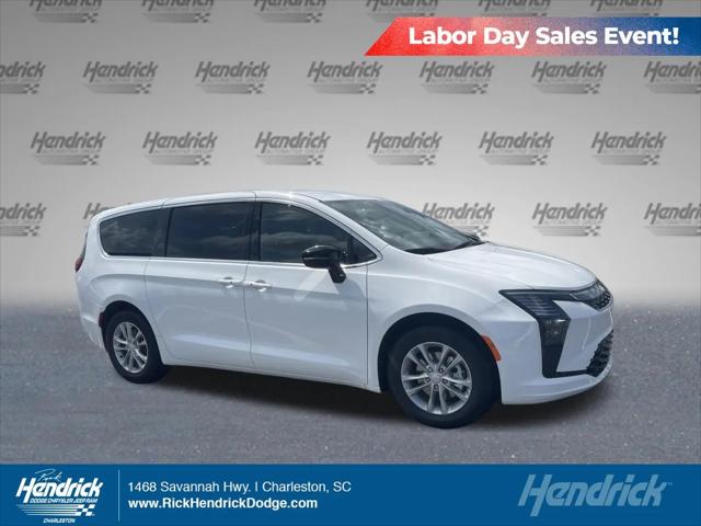 2027 Chrysler Pacifica Select for sale in Charleston, SC