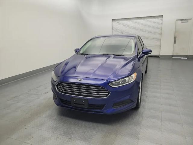 2016 Ford Fusion SE