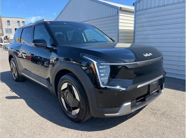 2026 Kia EV9 Light Long Range