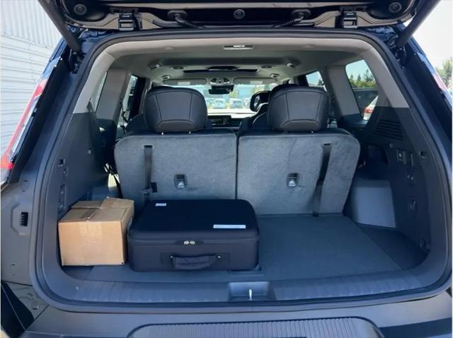 2026 Kia EV9 Light Long Range