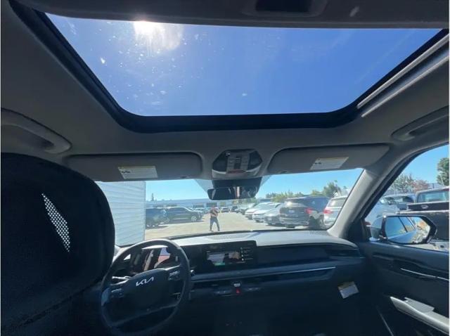2026 Kia EV9 Light Long Range
