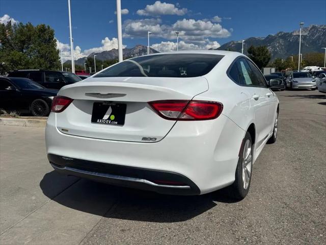 2016 Chrysler 200 Limited