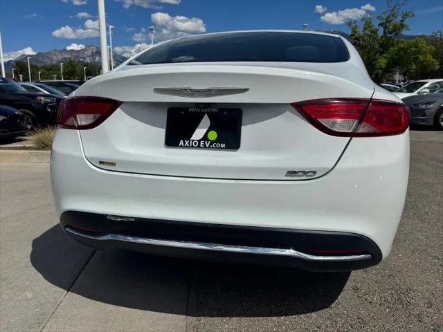 2016 Chrysler 200 Limited