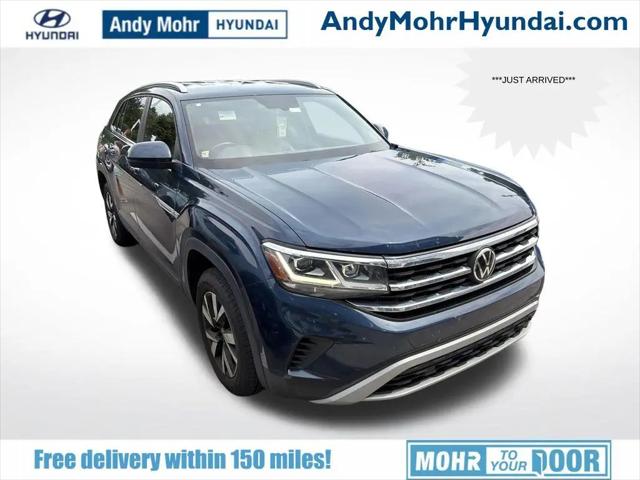 2020 Volkswagen Atlas Cross Sport 2.0T SE for sale in Bloomington, IN
