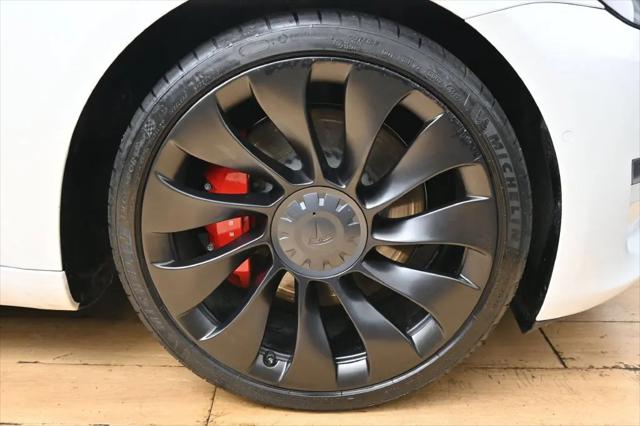 2022 Tesla Model 3 Performance Dual Motor All-Wheel Drive