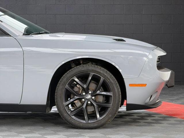 2021 Dodge Challenger SXT