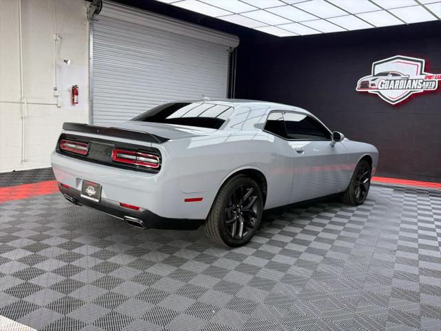 2021 Dodge Challenger SXT