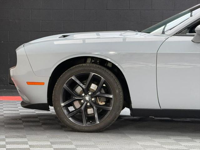 2021 Dodge Challenger SXT