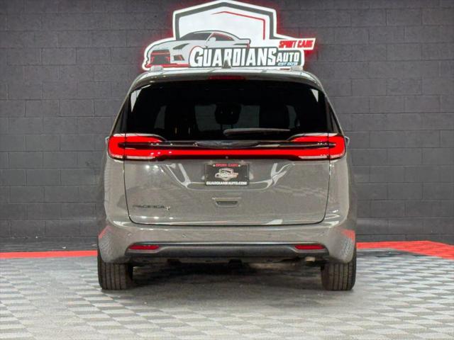 2021 Chrysler Pacifica Touring L