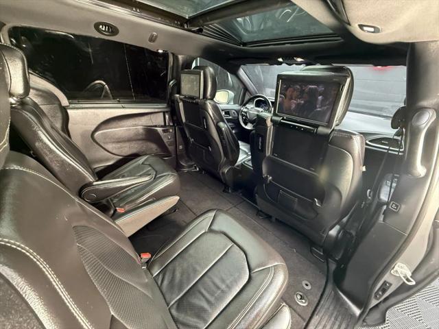 2021 Chrysler Pacifica Touring L