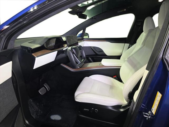 2023 Tesla Model X Standard Range