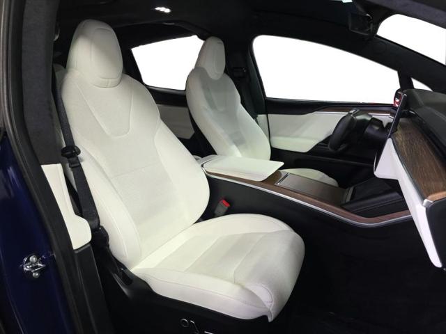2023 Tesla Model X Standard Range