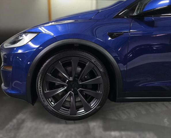 2023 Tesla Model X Standard Range