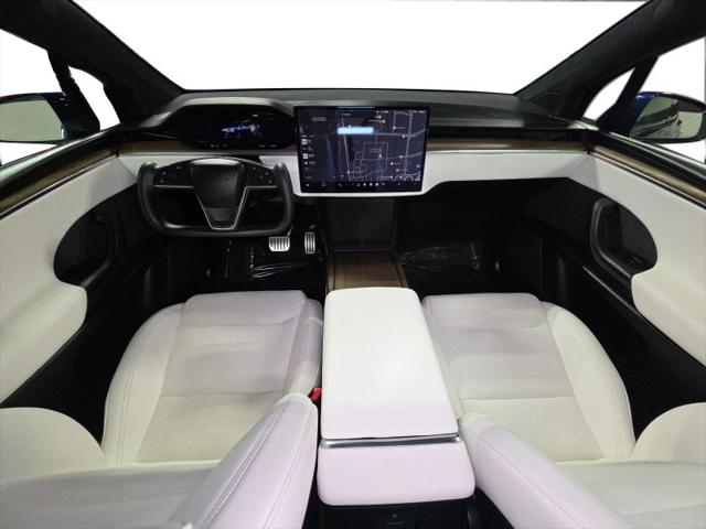 2023 Tesla Model X Standard Range