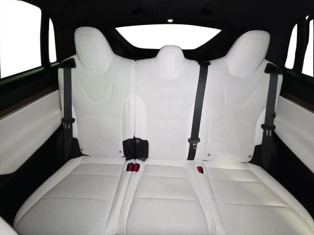 2023 Tesla Model X Standard Range