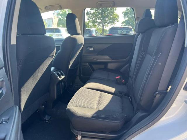 2020 Mitsubishi Outlander ES 2.4