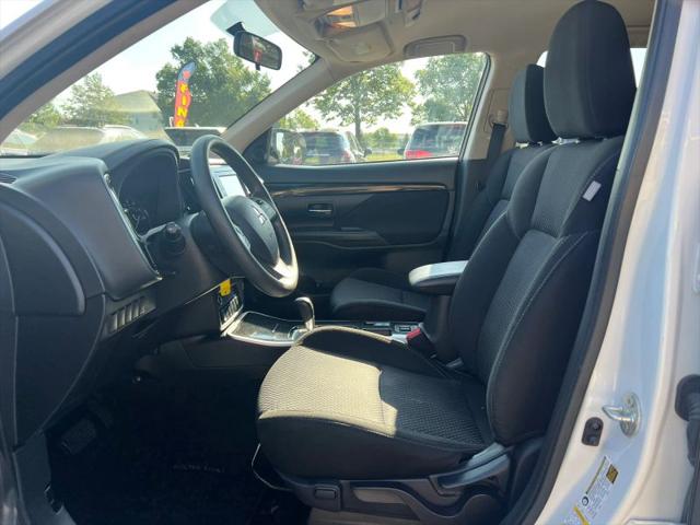 2020 Mitsubishi Outlander ES 2.4
