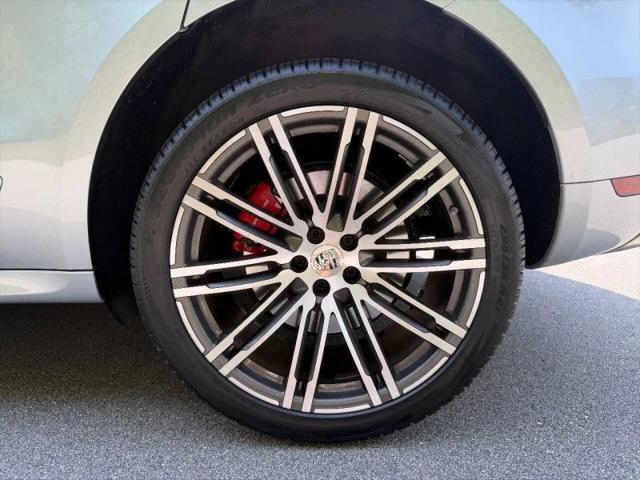 2015 Porsche Macan Turbo
