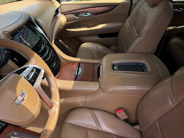 2016 Cadillac Escalade Platinum