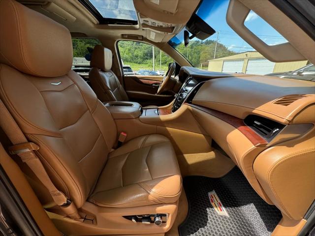 2016 Cadillac Escalade Platinum