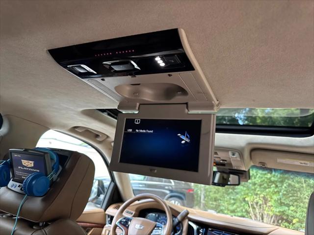 2016 Cadillac Escalade Platinum