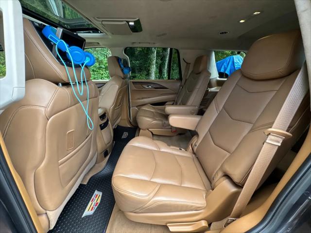 2016 Cadillac Escalade Platinum