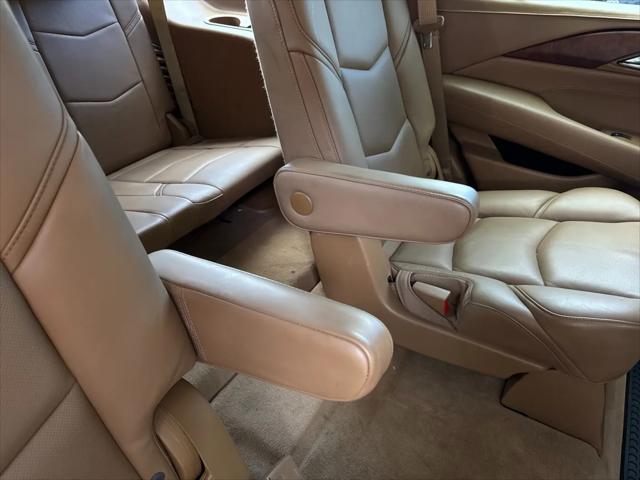 2016 Cadillac Escalade Platinum