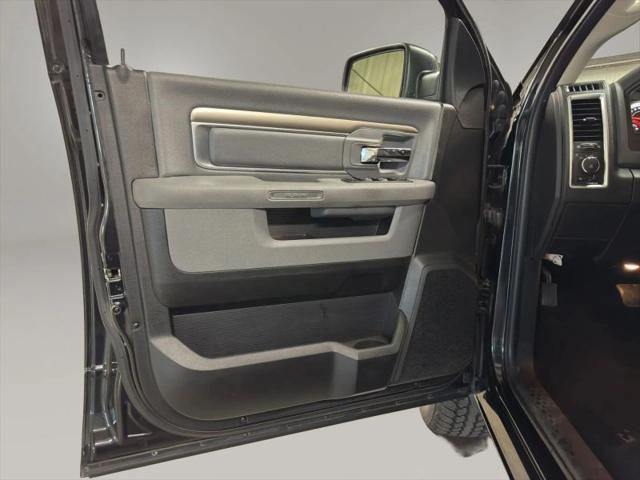 2017 Ram 1500 Big Horn Quad Cab 4x4 64 Box